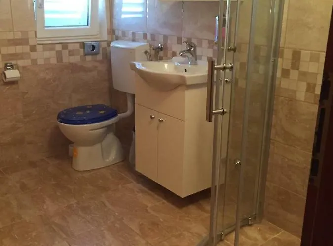 Atila Damir Apartamento