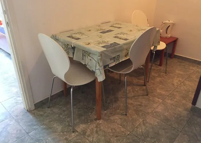 Atila Damir Apartamento Omiš